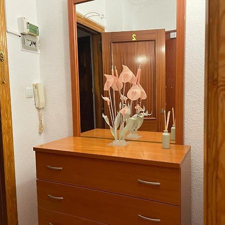 Apartamento De 1 Dormitorio En Buena Ubicacion Apartment Albacete Exterior photo